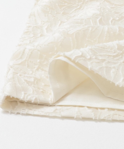 KBF（ケイビーエフ）の「シアーカットJQストレートパンツ（その他パンツ・レディース・チャコールグレー/アイボリー・ONE）」の8枚目の写真