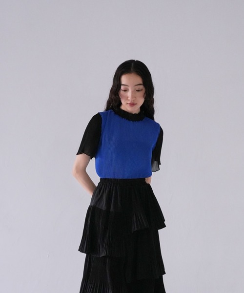 Uenui（ウニュイ）の「メロウ プリーツ バイカラー トップス 半袖 ハイネック カットソー ツートーン（Tシャツ/カットソー・レディース・グリーン/ブルー・FREE）」の13枚目の写真