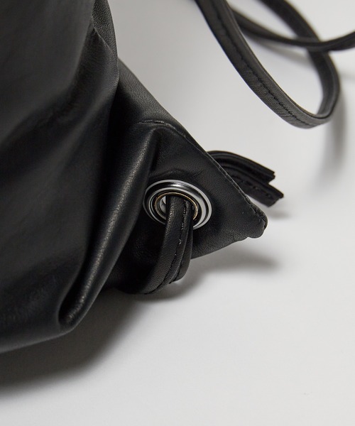 MR.OLIVE（ミスターオリーブ）の「MR.OLIVE/ミスターオリーブ WATER PROOF LIGHT LEATHER / KNAPSACK ナップサック（バックパック/リュック・メンズ・ブラック・FREE）」の19枚目の写真