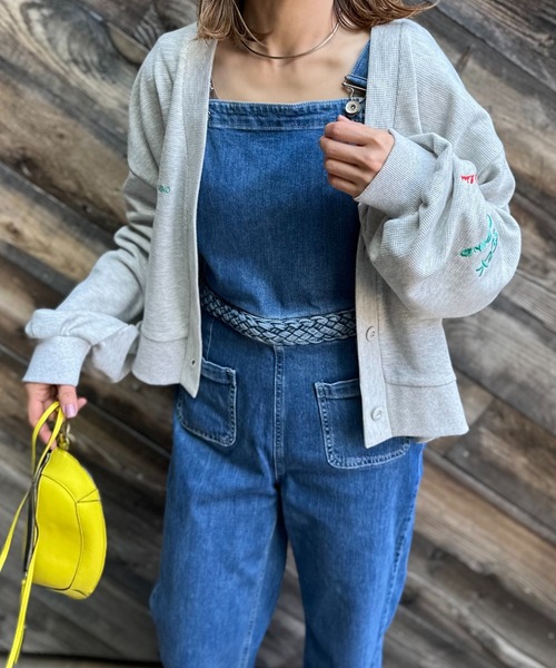 mi via loca（ミヴィアロカ）の「ワッフル刺繍ボリュームスリーブカーディガン（カーディガン/ボレロ・レディース・オートミール/スミクロ・FREE）」の20枚目の写真