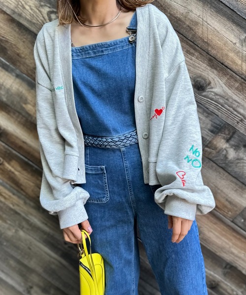 mi via loca（ミヴィアロカ）の「ワッフル刺繍ボリュームスリーブカーディガン（カーディガン/ボレロ・レディース・オートミール/スミクロ・FREE）」の4枚目の写真