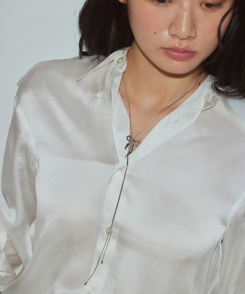 ANU（アヌ）の「lian’s ribbon loop tie - リアンズリボンループタイ（ネックレス・レディース・シルバー/ゴールド・FREE）」の8枚目の写真