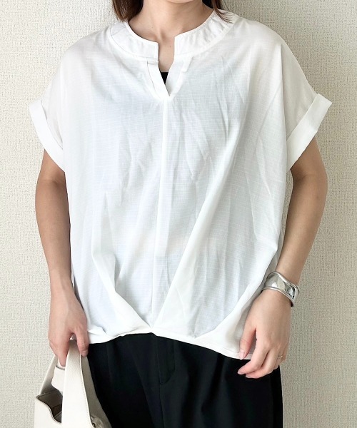 H.TOKYO(エイチトウキョウ)の「サラッと着心地◎キーネックブラウス(シャツ/ブラウス・レディース・ブラック/ホワイト/ネイビー/イエロー・X-LARGE/LARGE/MEDIUM)」の15枚目の写真
