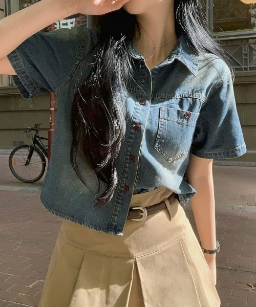 BEIDELLI（ベイデリー）の「[BELLIDE MADE] 半袖ver. ビンテージクロップドデニムシャツ（シャツ/ブラウス・レディース・ダークグレー/ダークブルー・FREE）」の16枚目の写真