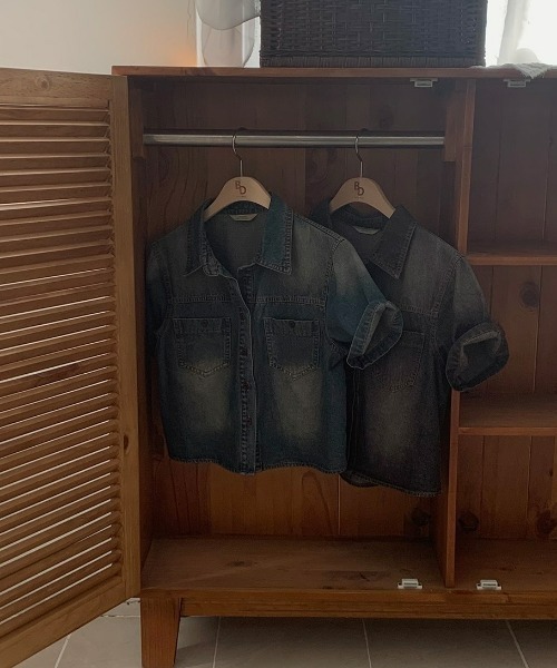 BEIDELLI（ベイデリー）の「[BELLIDE MADE] 半袖ver. ビンテージクロップドデニムシャツ（シャツ/ブラウス・レディース・ダークグレー/ダークブルー・FREE）」の17枚目の写真