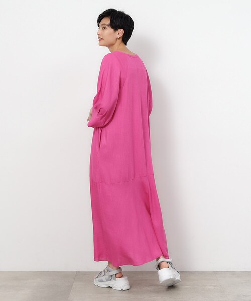 OPAQUE.CLIP（オペークドットクリップ）の「◆キーネックワンピース レーヨン/麻【洗える】（ワンピース・レディース・ブラック/ピンク系/ベージュ・38/40/42）」の15枚目の写真