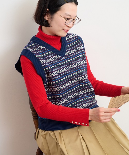 CHILD WOMAN（チャイルドウーマン）の「☆アクリル/ウール ファンシー柄ベスト（ベスト・レディース・ネイビー/アイボリー・FREE）」の2枚目の写真