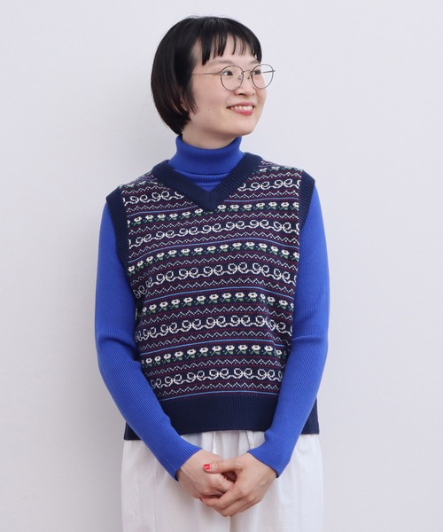 CHILD WOMAN（チャイルドウーマン）の「☆アクリル/ウール ファンシー柄ベスト（ベスト・レディース・ネイビー/アイボリー・FREE）」の15枚目の写真