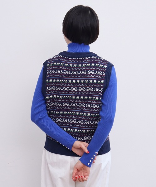 CHILD WOMAN（チャイルドウーマン）の「☆アクリル/ウール ファンシー柄ベスト（ベスト・レディース・ネイビー/アイボリー・FREE）」の16枚目の写真