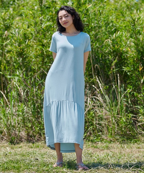 Eddie Bauer（エディーバウアー）の「デパーチャー ミディ ワンピース