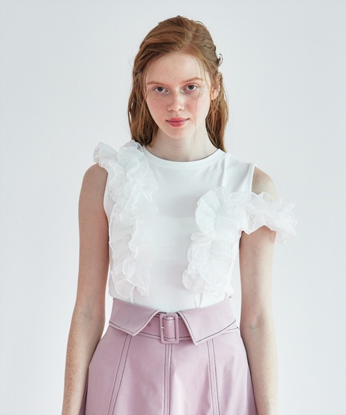 REDYAZEL（レディアゼル）の「2WAYフリルトップス（Tシャツ/カットソー・レディース・オフホワイト/ライトグレー/ブラック・FREE）」の4枚目の写真