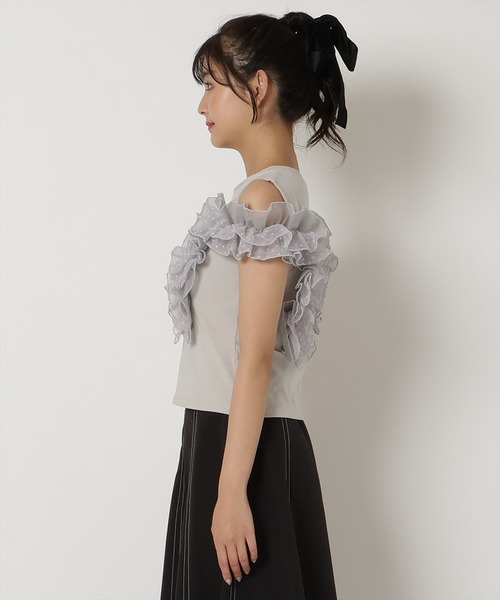 REDYAZEL（レディアゼル）の「2WAYフリルトップス（Tシャツ/カットソー・レディース・オフホワイト/ライトグレー/ブラック・FREE）」の18枚目の写真