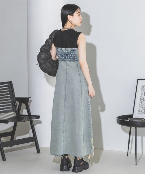 JEANASIS(ジーナシス)の「クラッシュデニムジャンスカ/129908(ジャンパースカート・レディース・ブルー系その他/カーキ系/ブラック系その他・FREE)」の12枚目の写真