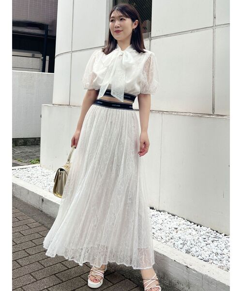 MERCURYDUO（マーキュリーデュオ）の「ロゴラインゴムプリーツスカート（スカート・レディース・オフホワイト/ブラック・MEDIUM/SMALL）」の4枚目の写真