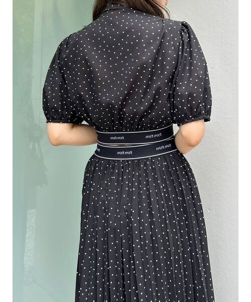 MERCURYDUO（マーキュリーデュオ）の「ロゴラインゴムプリーツスカート（スカート・レディース・オフホワイト/ブラック・MEDIUM/SMALL）」の13枚目の写真