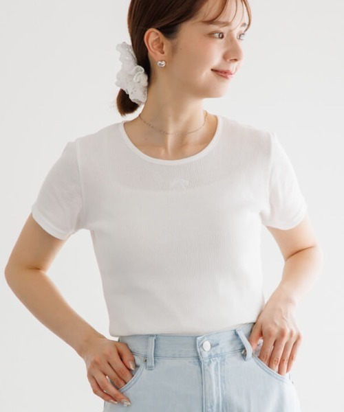 flower(フラワー)の「リボンエンブロイダリーティーズ(Tシャツ/カットソー・レディース・ブルー/ホワイト・FREE)」の1枚目の写真