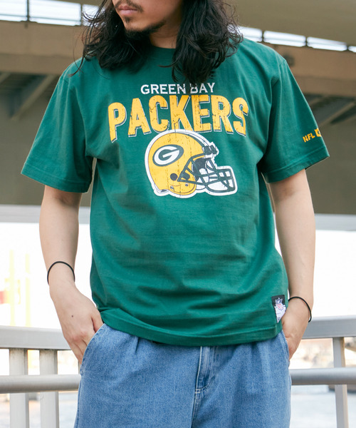 NBA/NFL/NHL/MLB(エヌビーエーエヌエフエルエヌエイチエルエムエルビー)の「NFL かすれTシャツ(Tシャツ/カットソー・メンズ・レッド系/レッド/グリーン/ネイビー/ブラック/ホワイト・LL/M/L/S)」の4枚目の写真
