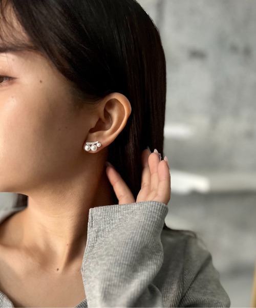 Burner(バーナー)の「【CHI SELECT】パールモチーフ 3連 ピアス chi-pierce-00494 U【GBT】(ピアス(両耳用)・レディース・ゴールド/シルバー・FREE)」の7枚目の写真
