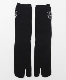 倭物やカヤ（ワモノヤカヤ）の「【石黒亜矢子×倭物やカヤ】刺繍黒猫 足袋靴下25～28cm（ソックス/靴下）」