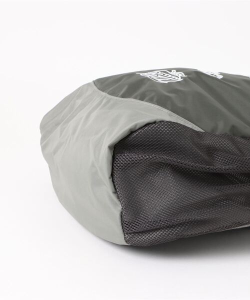 GROOVY COLORS（グルービーカラーズ）の「GROOVY Day Pack（バックパック/リュック・キッズ・グレー・FREE）」の3枚目の写真