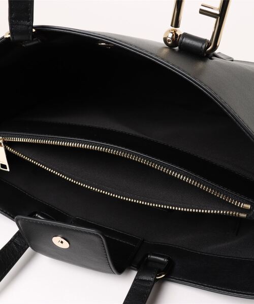 FURLA(フルラ)の「FURLA NUVOLA L TOTE(トートバッグ・レディース・ブラック・ONE SIZE)」の8枚目の写真