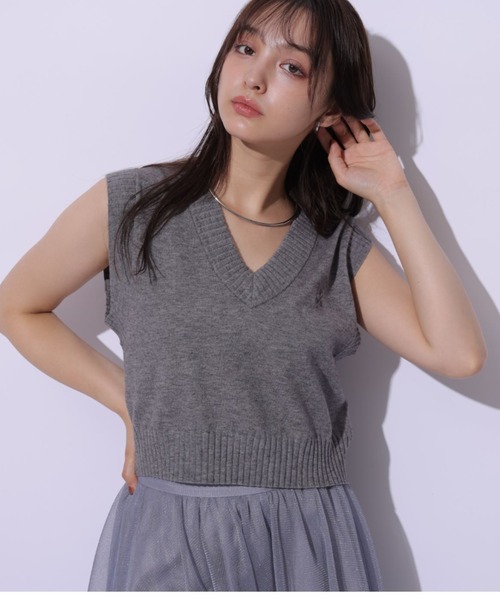 Rirandture（リランドチュール）の「Vネックコンパクト