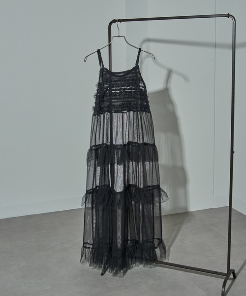 MAISON BREEZE reveur（メゾンブリーズレヴール）の「【MAISON BREEZE reveur】Tulle tiered lace camisole one-piece（ワンピース・レディース・アイボリー/ブラック・FREE）」の20枚目の写真