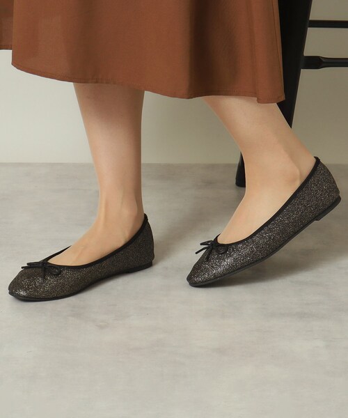ITS'DEMO（イッツデモ）の「◆【M・Lサイズ展開／6色】ラウンドトゥバレエシューズ（パンプス・レディース・ブロンズ/ブラック系3/ブラック系/シルバー/ゴールド/ブラック・40/38）」の12枚目の写真