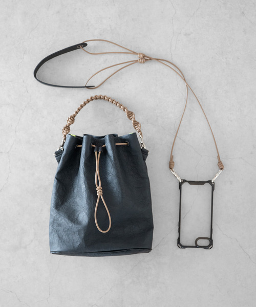 Senti(センティ)の「SENTI センティ / Dyneema Leather DRAWSTRING 2WAYBAG ダイニーマレザードローストリングショルダーバッグ / 3026(ショルダーバッグ・メンズ・ブラック/ブラック系その他・FREE)」の11枚目の写真