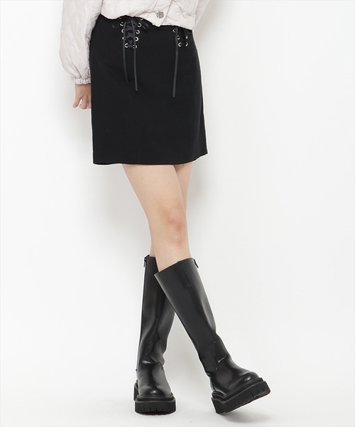 REDYAZEL(レディアゼル)の「リボンレースアップミニスカート(スカート・レディース・ベージュ/ブラウン系その他/ブラック・FREE)」の7枚目の写真
