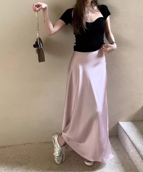 Jasmine Grandiflorum(ジャスミングランディフローラム)の「【Jasmine】サテンフレアロングスカート(スカート・レディース・パープル/ダークグレー/ライトベージュ/イエロー・FREE)」の16枚目の写真