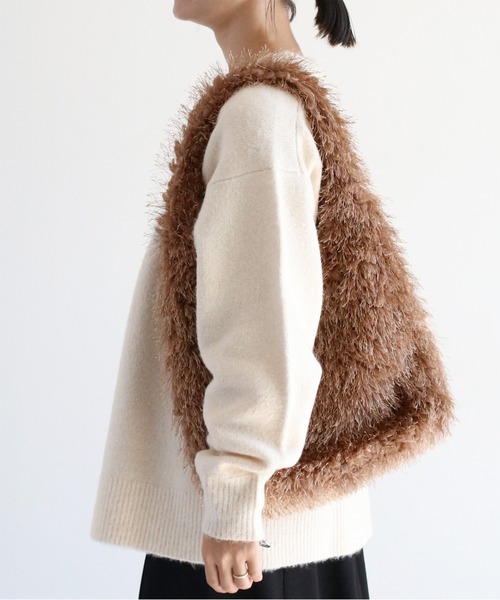 cepo(セポ)の「シャギーバッグ(ショルダーバッグ・レディース・ベージュ/ブラウン・FREE)」の5枚目の写真