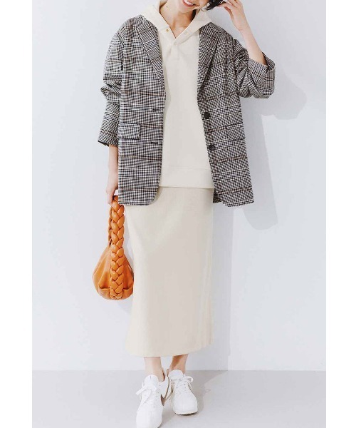 IEDIT（イディット）の「ＩＥＤＩＴ　小森美穂子さんコラボ　ダンボールカットソー素材のフロントスナップフーディープルオーバー〈アイボリー〉（パーカー・レディース・アイボリー・MEDIUM/X-LARGE/LARGE/XX-LARGE/SMALL）」の11枚目の写真