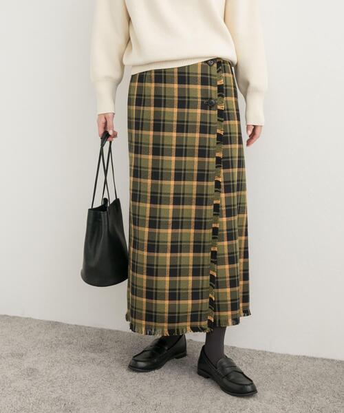 URBAN RESEARCH DOORS(アーバンリサーチドアーズ)の「フリンジチェックラップストレートスカート(スカート・レディース・グリーン系その他/ブラウン系その他・MEDIUM)」の7枚目の写真