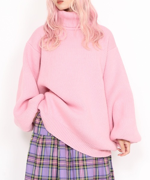 PUNYUS（プニュズ）の「タートルネックオーバーニット（ニット/セーター・レディース・杢グレー/ブラック/イエロー/ピンク・3/4）」の4枚目の写真