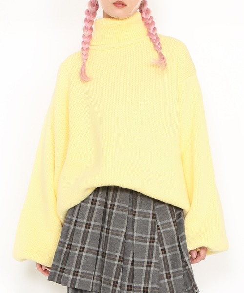 PUNYUS（プニュズ）の「タートルネックオーバーニット（ニット/セーター・レディース・杢グレー/ブラック/イエロー/ピンク・3/4）」の13枚目の写真