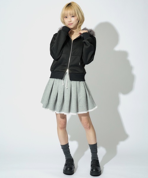 ALLuRing ChaRm（アリュリングチャーム）の「Ruffle Mini Sweat Skirt / フリルミニスウェットスカート インナーパンツ付（スカート・レディース・グレー/ネイビー・FREE）」の10枚目の写真