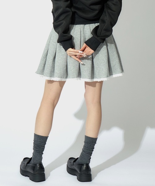 ALLuRing ChaRm（アリュリングチャーム）の「Ruffle Mini Sweat Skirt / フリルミニスウェットスカート インナーパンツ付（スカート・レディース・グレー/ネイビー・FREE）」の7枚目の写真