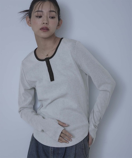 miette(ミエット)の「ヘンリーネックリブトップス(Tシャツ/カットソー・レディース・グレー/ホワイト/ブラック・FREE)」の2枚目の写真