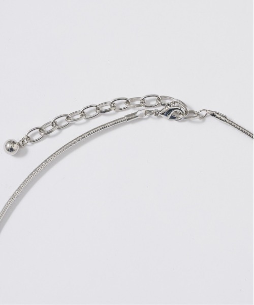 musubore（ムスボレ）の「【 select 】flower charm wire choker / フラワーチョーカー（チョーカー・レディース・シルバー・FREE）」の3枚目の写真