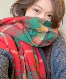 2ly2（トゥーリートゥー）の「ふんわりチェック柄マフラー（マフラー）」