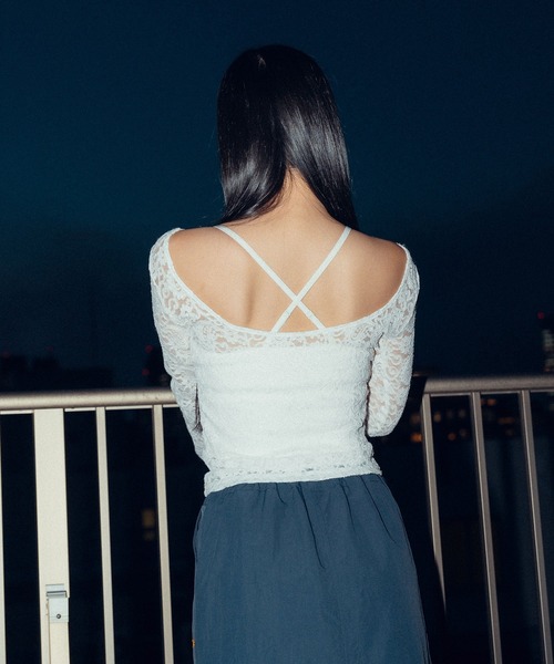 Subciety(サブサエティ)の「Paisley lace top【WOMEN】(Tシャツ/カットソー・レディース・ブラック/ホワイト・FREE)」の3枚目の写真