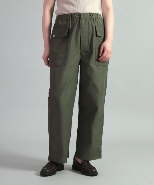 OMNIGOD（オムニゴッド）の「[OMNIGOD womens / オムニゴッド] NCウェザー ワイドイージーカーゴパンツ（カーゴパンツ・レディース・オリーブ/ゴールド・0）」の2枚目の写真