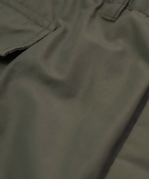 OMNIGOD（オムニゴッド）の「[OMNIGOD womens / オムニゴッド] NCウェザー ワイドイージーカーゴパンツ（カーゴパンツ・レディース・オリーブ/ゴールド・0）」の9枚目の写真