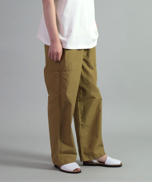 OMNIGOD（オムニゴッド）の「[OMNIGOD womens / オムニゴッド] NCウェザー ワイドイージーカーゴパンツ（カーゴパンツ・レディース・オリーブ/ゴールド・0）」の3枚目の写真