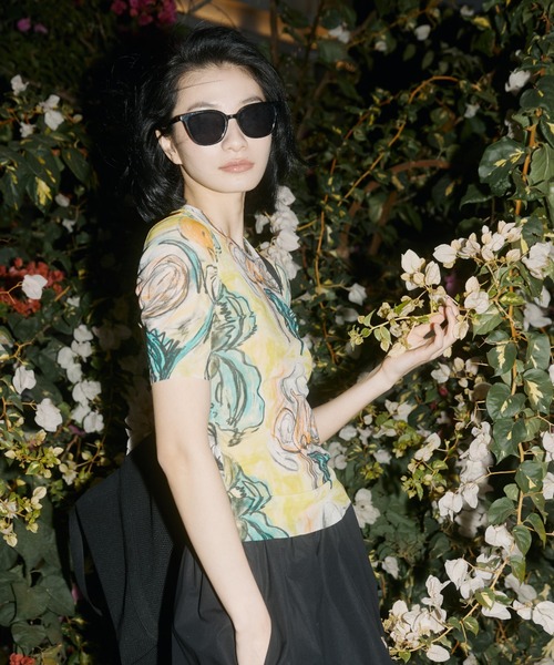 JNBY（ジェーエヌビーワイ）の「Floral Sheer Fit Top / シアーフィットトップス（Tシャツ/カットソー・レディース・ピンク/イエロー・36/38/40）」の10枚目の写真