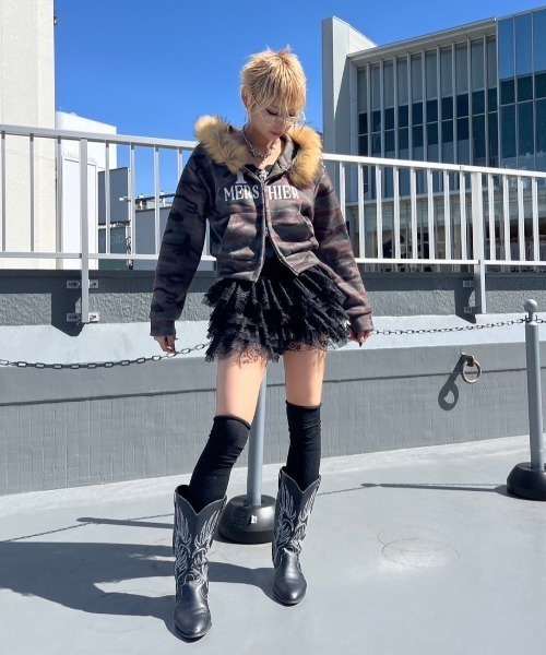 XU(エックスユー)の「【Never mind the XU】camouflage fur hood zipup hoodie / 【ネバーマインド ザ エックスユー】カモフラージュファーフードジップアップパーカー(パーカー・レディース・カモフラージュ・ONE SIZE)」の6枚目の写真
