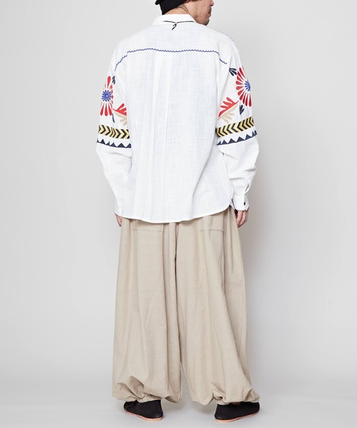チャイハネ（チャイハネ）の「【チャイハネ】バフラ刺繍MEN'Sシャツ（シャツ/ブラウス・メンズ・ホワイト/ブラック/ベージュ・FREE）」の10枚目の写真