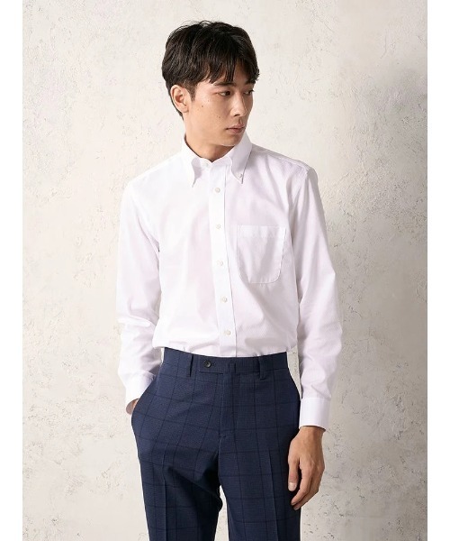 Perfect Suit FActory(パーフェクトスーツファクトリー)の「【WEB限定・クラシコ】長袖ワイシャツ ボタンダウン ホワイト(ビジネスシャツ・メンズ・ホワイト・首回り37cm-裄丈80cm/首回り39cm-裄丈82cm/首回り41cm-裄丈84cm/首回り43cm-裄丈86cm/首回り45cm-裄丈86cm)」の9枚目の写真