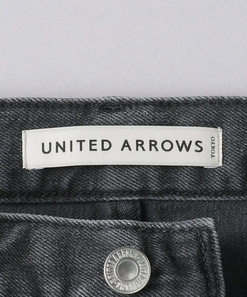 UNITED ARROWS(ユナイテッドアローズ)の「カイハラ スリムテーパード ブラック デニム(デニムパンツ・メンズ・ブラック/ライトグレー・S/M/L/XL)」の12枚目の写真